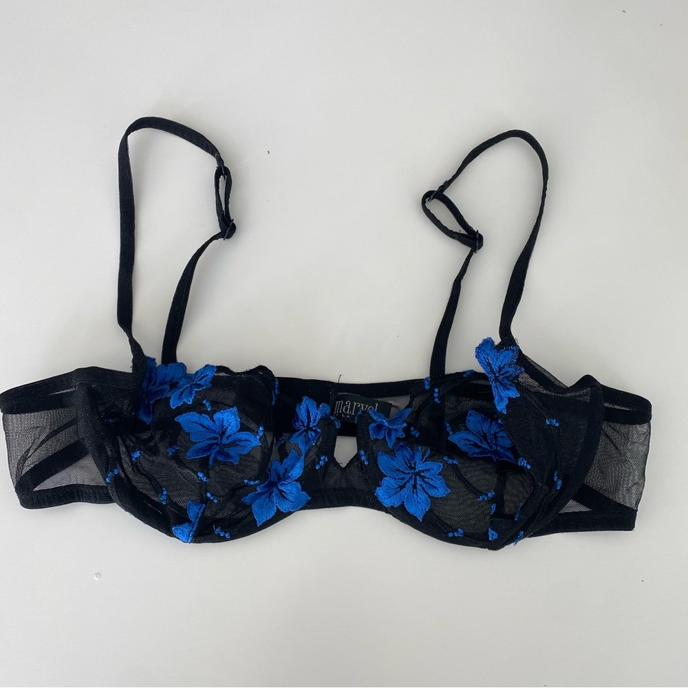 Vintage‎ La Perla Sheer Black Bra Blue Appliqués